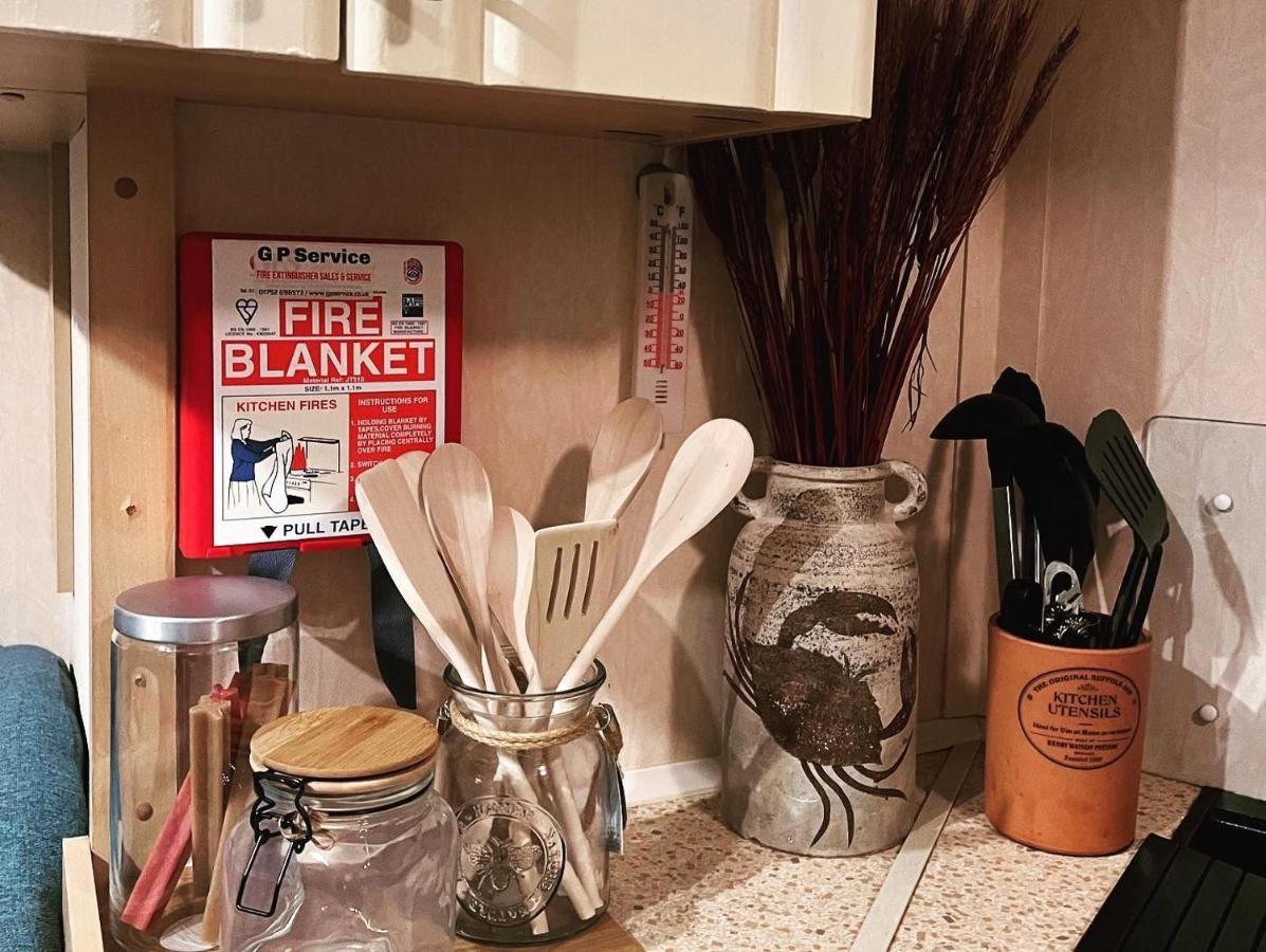 Seven Bays Holiday Home パドストウ エクステリア 写真